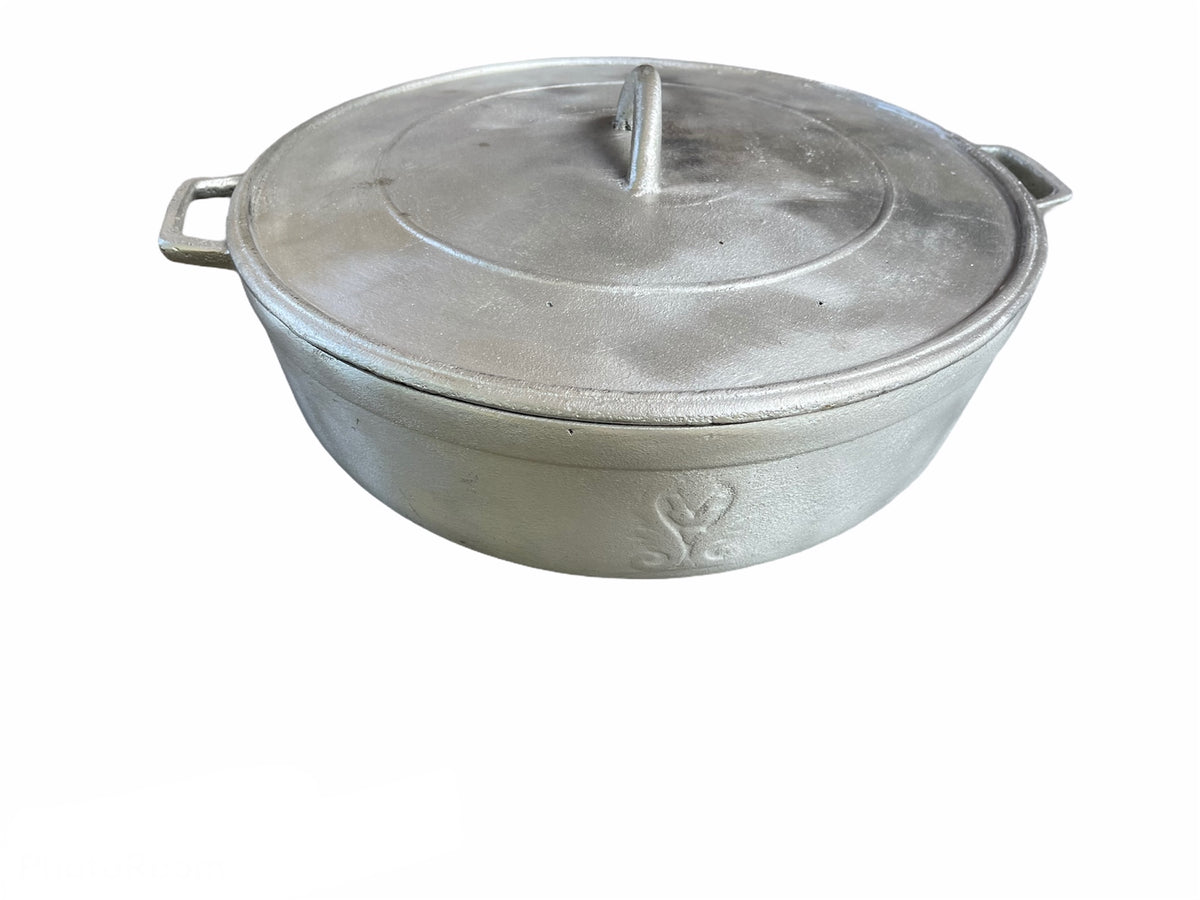 Jamaican Dutch Pot Cast Iron Dutch Pot Dutchie or Dutchy Made in Jamaica  and Free Shipping 